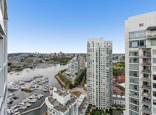 193 Aquarius Mews #3202, Vancouver, BC V6Z 2Z2