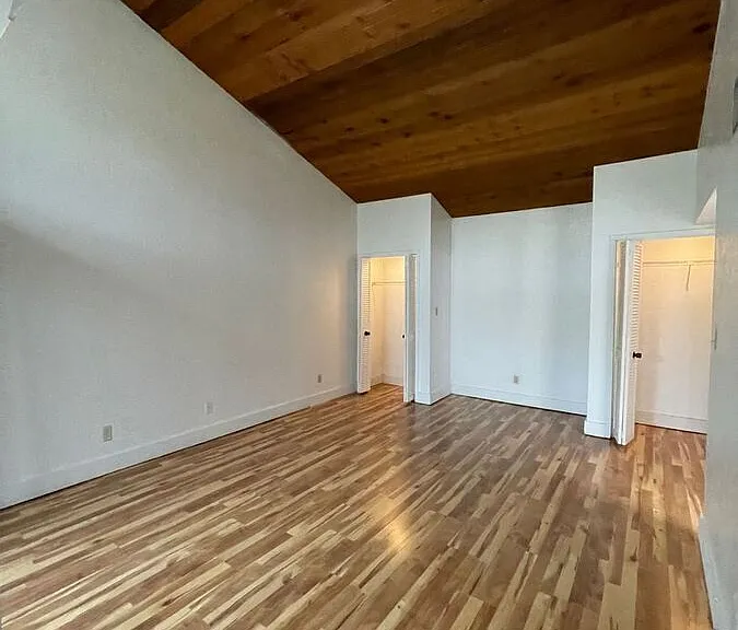 3318 Camelot Dr #3318 — Photo 10