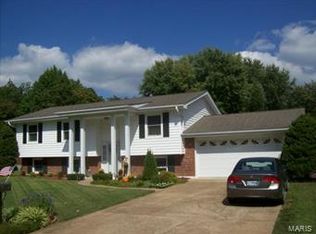 510 Yosemite St, Farmington, MO 63640
