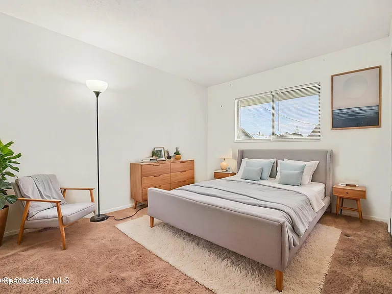 2106 Tarrytown Ln NE — Photo 19