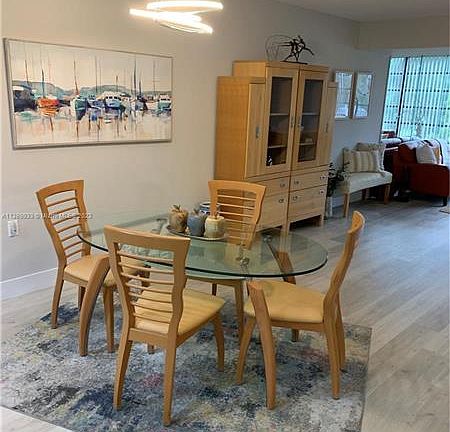 4th image of 1709 Whitehall Dr APT 206