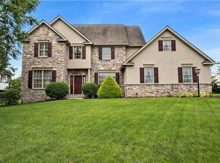 5301 Kendall Dr N, Schnecksville, PA 18078