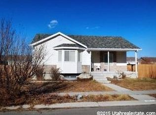 2061 E Weeping Willow Way, Eagle Mountain, UT 84005
