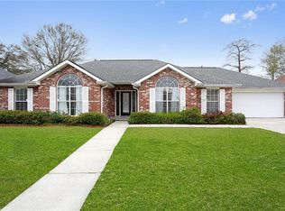 1232 Barbe Dr, Westwego, LA 70094