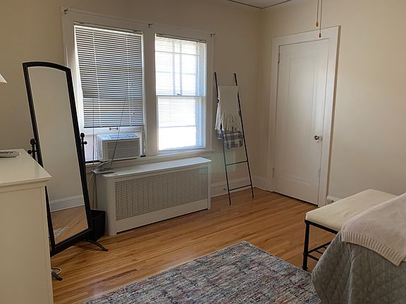 5th image of 4006 Colfax Ave S