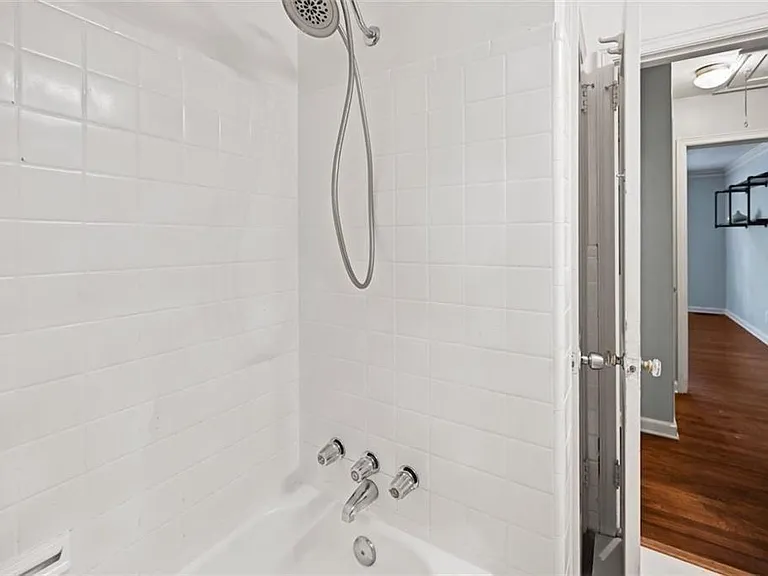 2654 Elsinore St — Photo 13