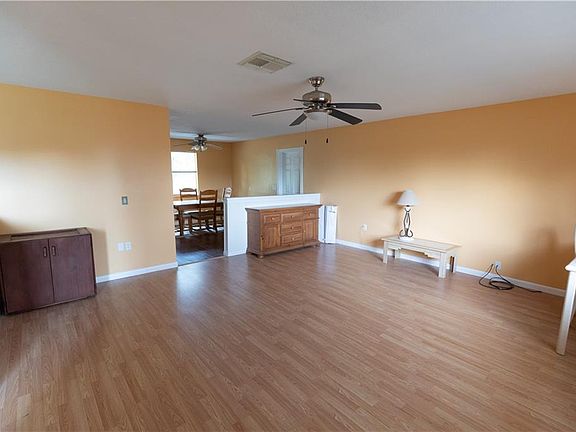 3rd image of 811 Osceola Ave