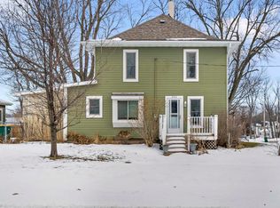 202 West St, Brandon, IA 52210