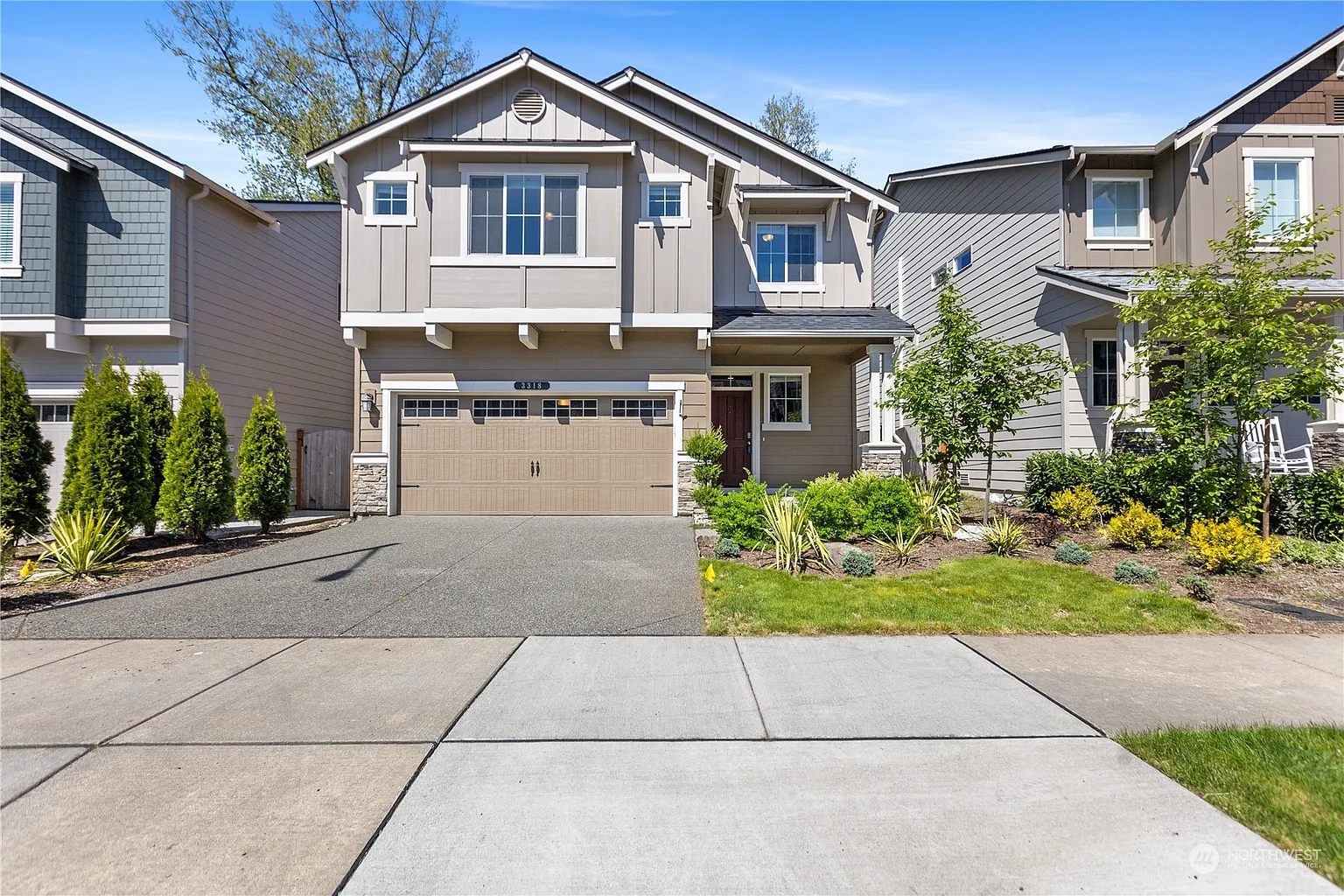 3318 103rd Drive NE photo 1