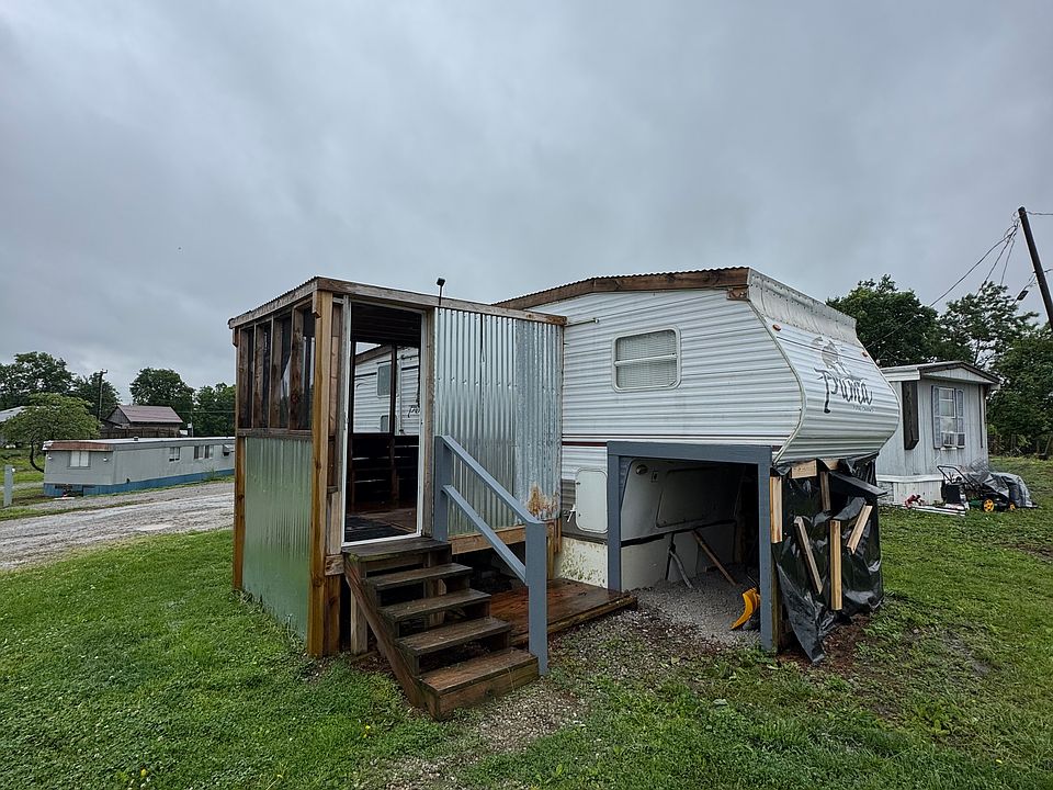 1st image of 2140 Cincinnati Rd Unit 16