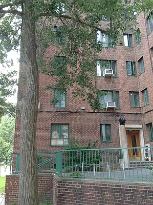 Sold by Besmatch Real Estate Inc | media 1