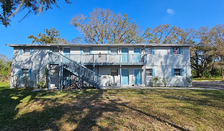 101 Forest St #4 — Photo 11