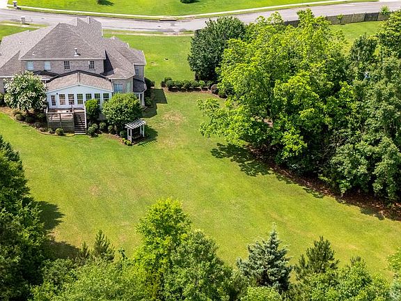 4th image of 104 Ashwood Dr