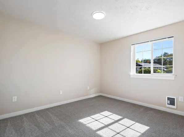 111 E Graves Rd #21, Spokane, WA 99218