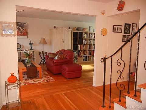 2nd image of 24 Arista Dr