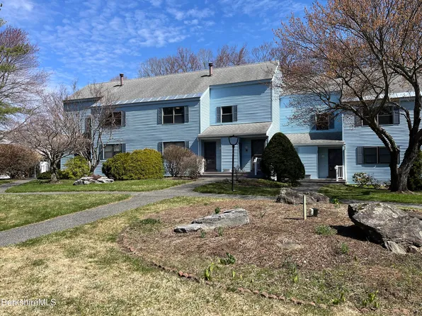 2-4 Rolling Hls #2-4, Lenox, MA 01240
