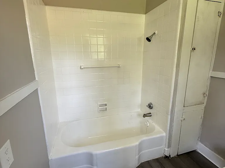 4520 Whitehaven Dr — Photo 11