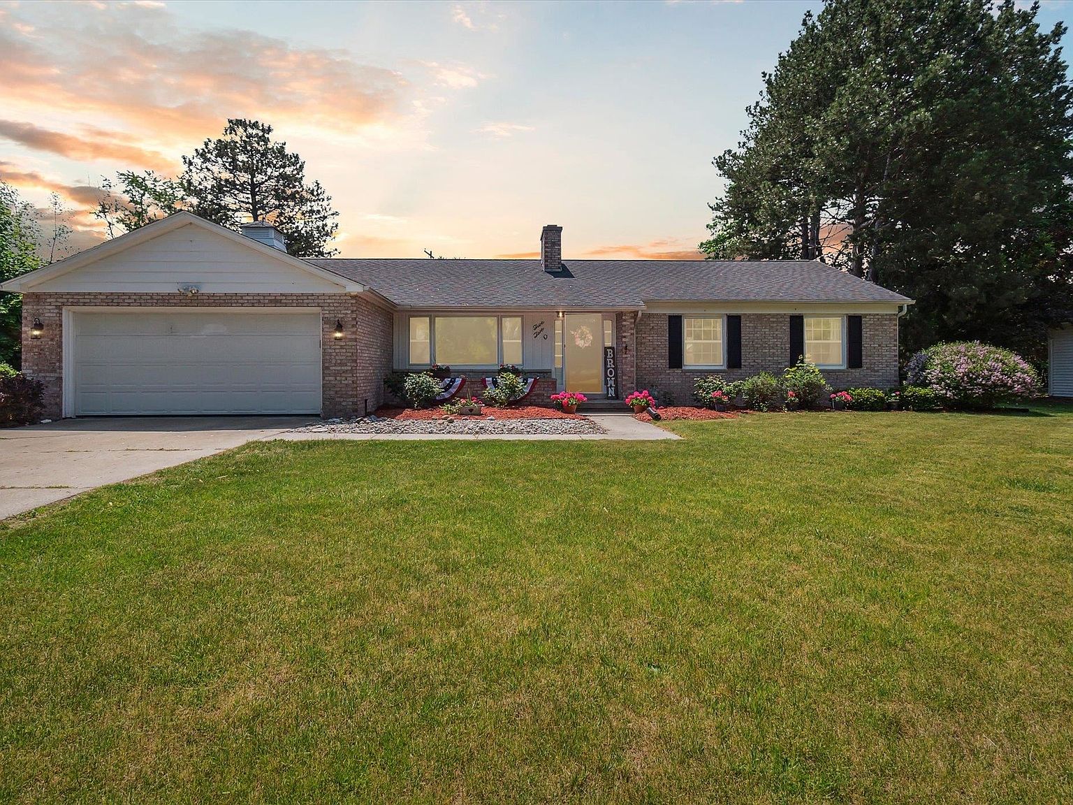 520 E Orchard St, Standish, MI 48658 Zillow