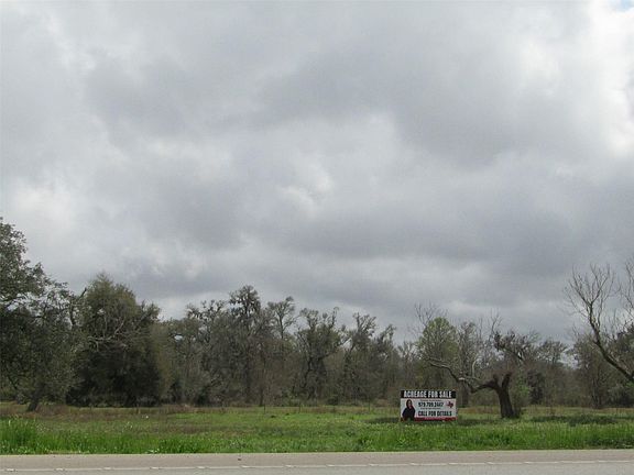 3rd image of 2481 Fm 521 Rd