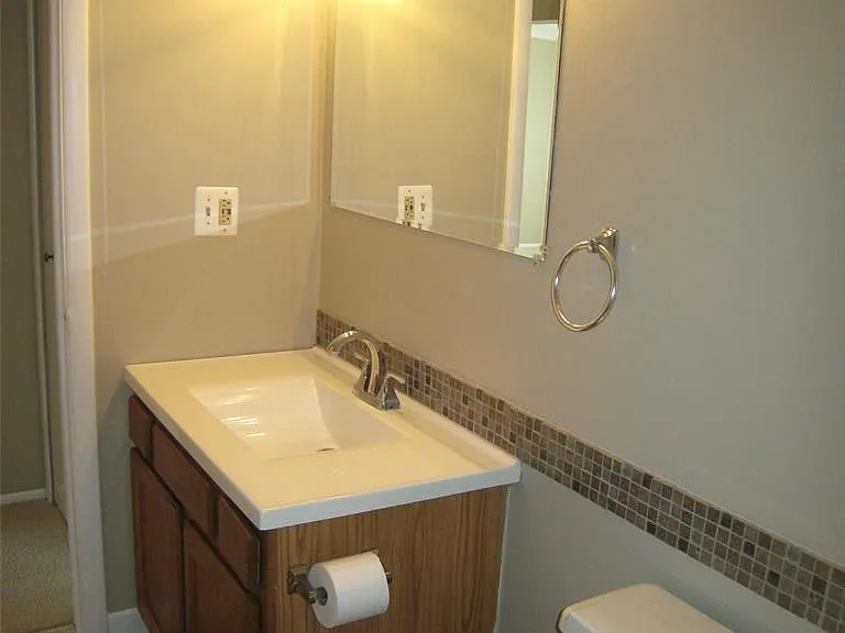 803 Plate St #207 — Photo 7