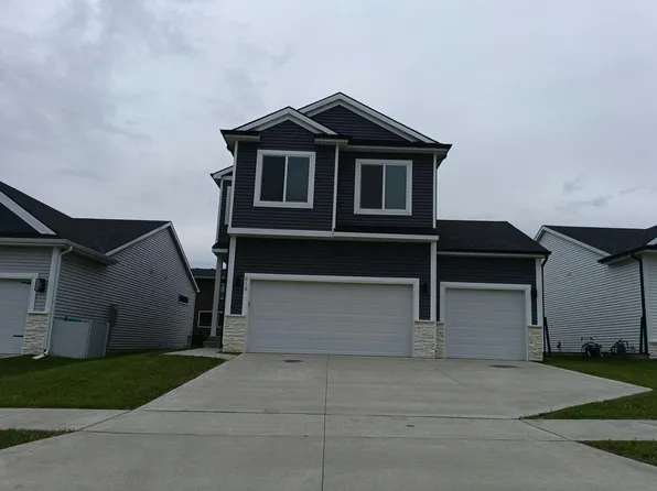 619 NE Oak Ridge Dr, Ankeny, IA 50021