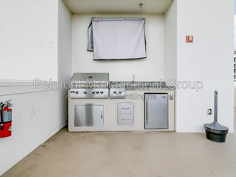 525 E Jackson St #704 — Photo 26