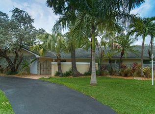 7525 SW 178th Ter, Palmetto Bay, FL 33157