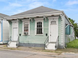 1128-30 Clouet St, New Orleans, LA 70117