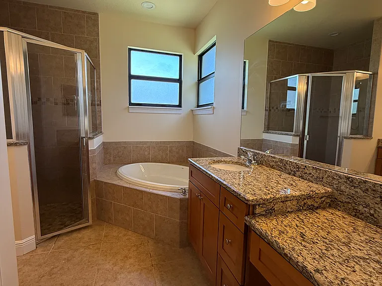 6531 Cedarwood Ave — Photo 10