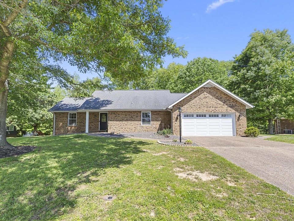 1st image of 980 Crestwood Dr