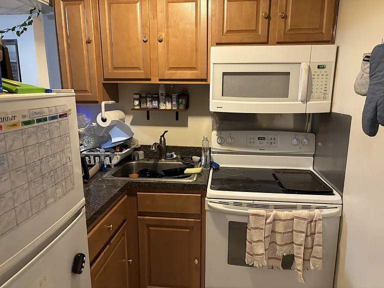 24 Hemenway St #1 — Photo 26