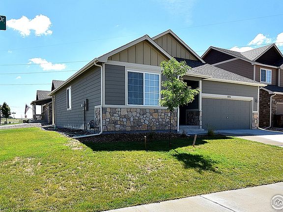 2nd image of 911 Ponderosa Dr