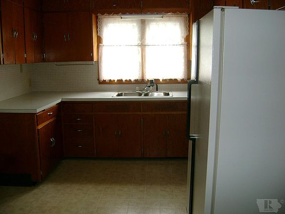 5th image of 2634 Avenue G
