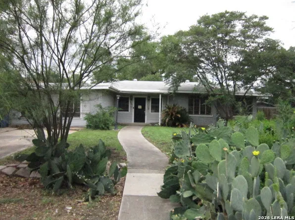 215 OAKLEAF DR, San Antonio, TX 78209