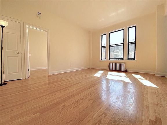 2nd image of 355 W 85th St APT 67