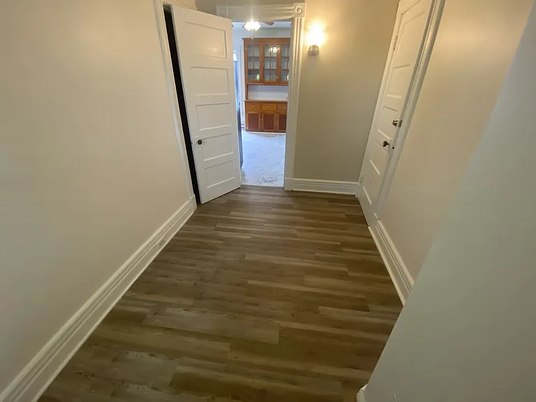 28 Pulaski St #3 — Photo 5
