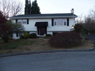 1401 Kathryn Ln, Salem, VA 24153