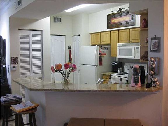 2nd image of 2034 Alta Meadows Ln APT 1311