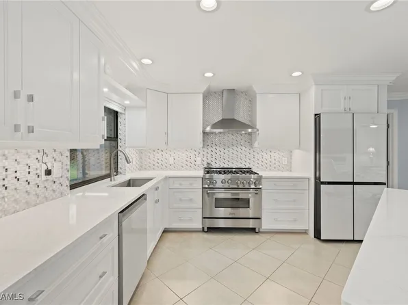 681 Astarias Cir, Fort Myers, FL 33919