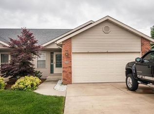 10921 Upland Terrace Dr, Lebanon, IL 62254