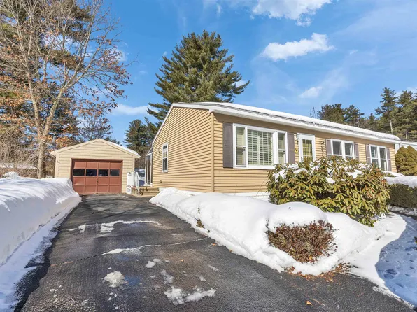 4 Burlington Road, Nashua, NH 03062-3504