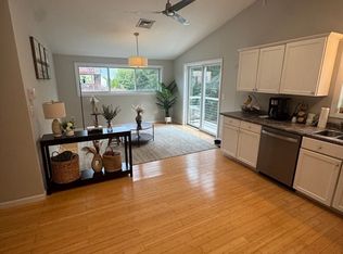 19 Skyline Dr #19, Malden, MA 02148