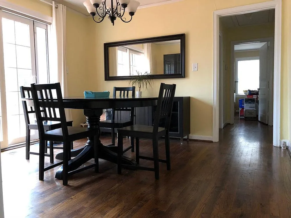 3 bed, 1107 sqft, $2,400 — Photo 3