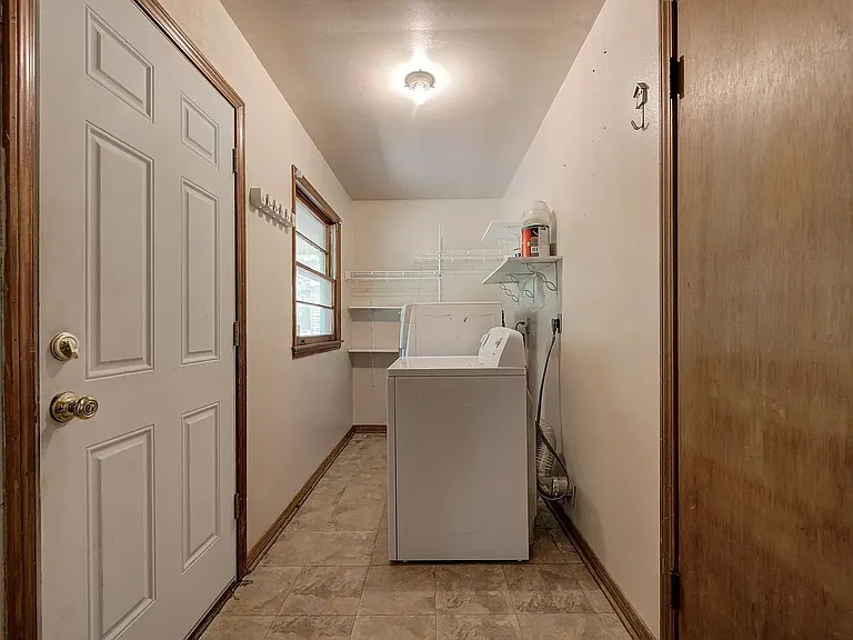 1306 McKinley Ave — Photo 23