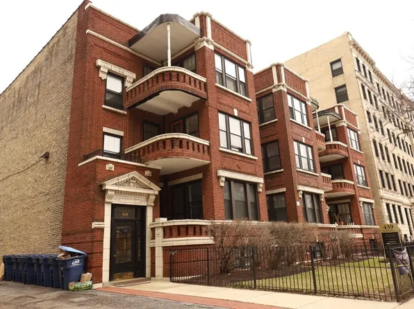 439 W Melrose St #B4, Chicago, IL 60657