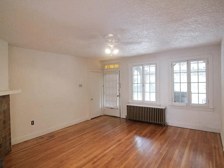 8001 Saint Lawrence Ave — Photo 6