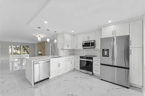 2303 Lucaya Ln Photo 1