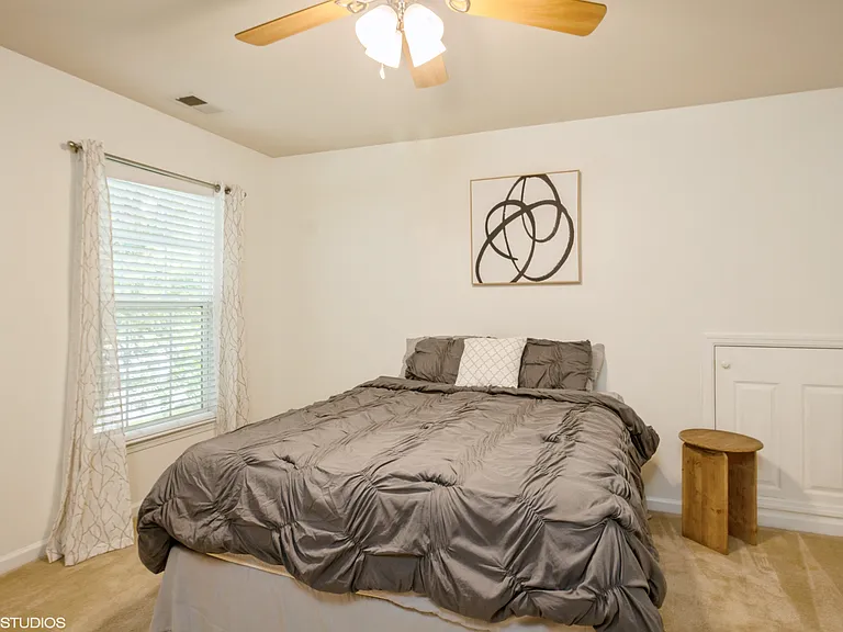 5743 Cambridge Bay Dr — Photo 15