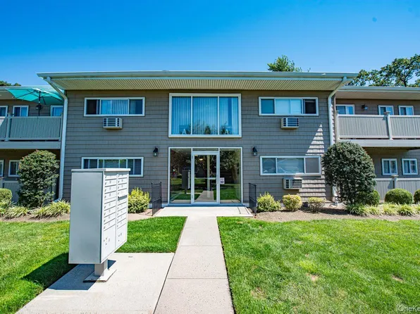 365 Route 111 #A4, Smithtown, NY 11787