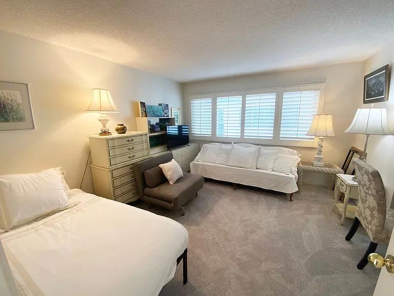 6 Antigua Ct — Photo 18